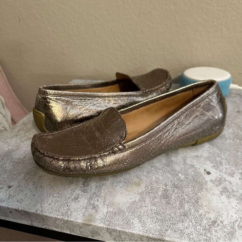 Stuart Weitzman Metallic Brown Moccasins